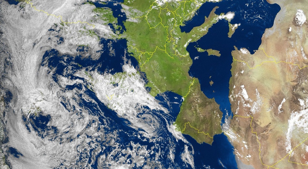 Bild NOAA 19 Wettersatellit 6.8.2015 quer