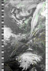 Schwarz-weiss Bild NOAA 19 Wettersatellit Weihnachten 2015