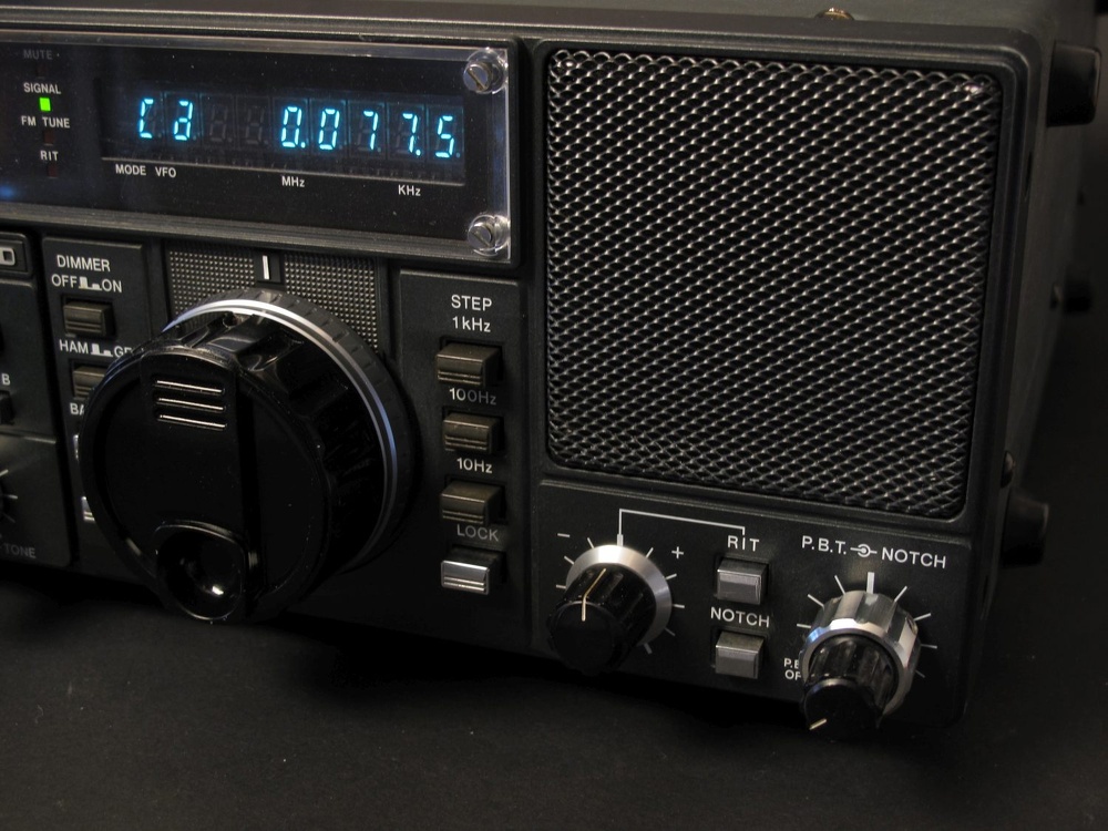 Icom IC-R70 Kurzwelle Empfänger Lautsprecher Audio Filter