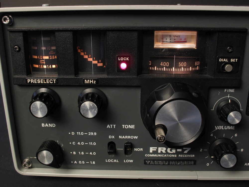 Yaesu FRG-7 Kurzwelle Empfänger Frequenz MHz Skala
