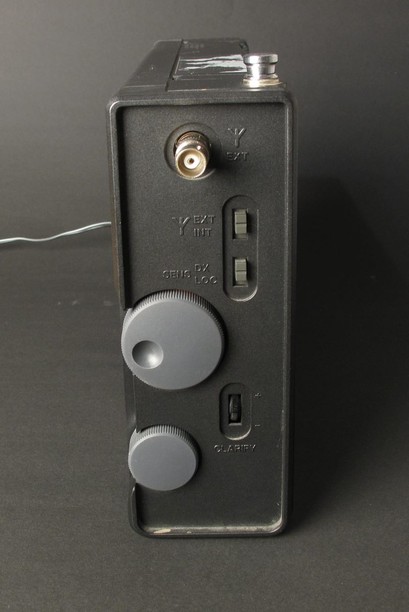 Grundig Satellit S700