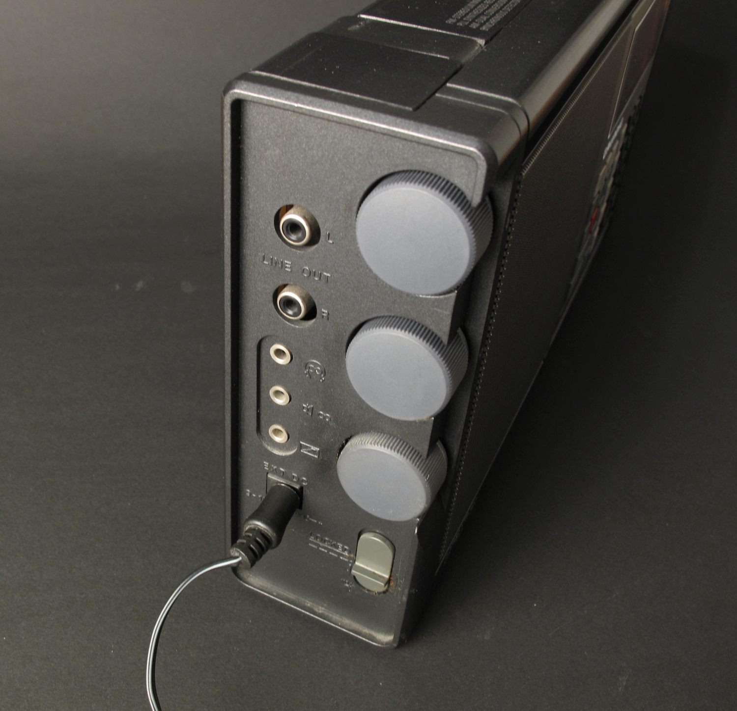 Grundig Satellit S700